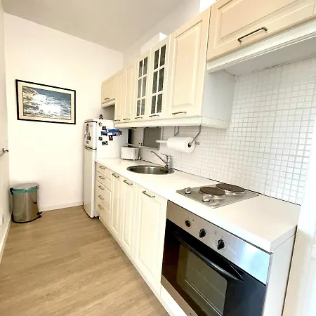 Sea-view Apartament *
