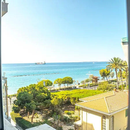 Sea-view Апартаменты Лимасол